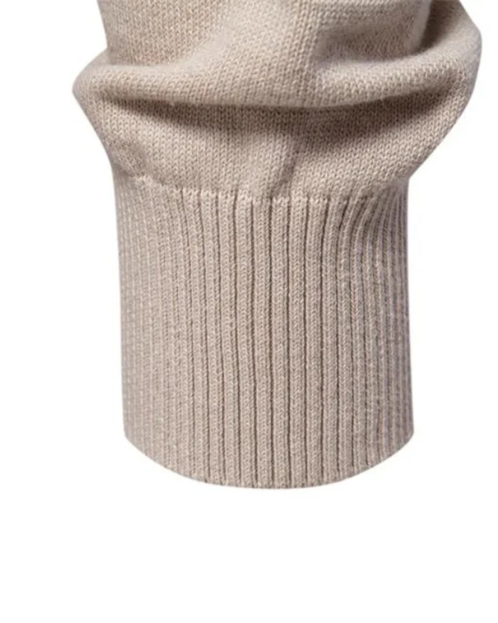 Herrenpullover mit Karomuster