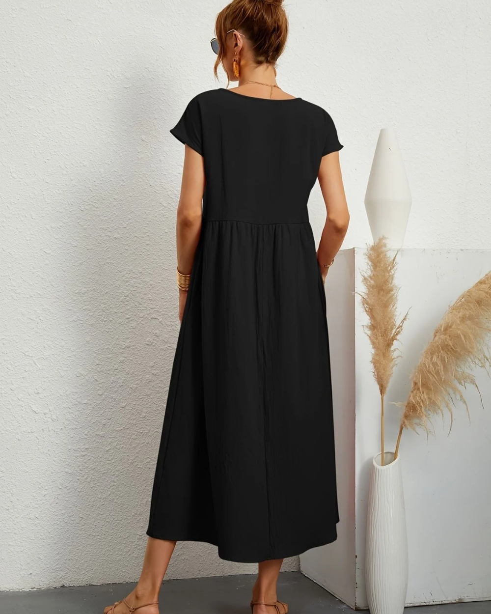 Elegantes Damenkleid