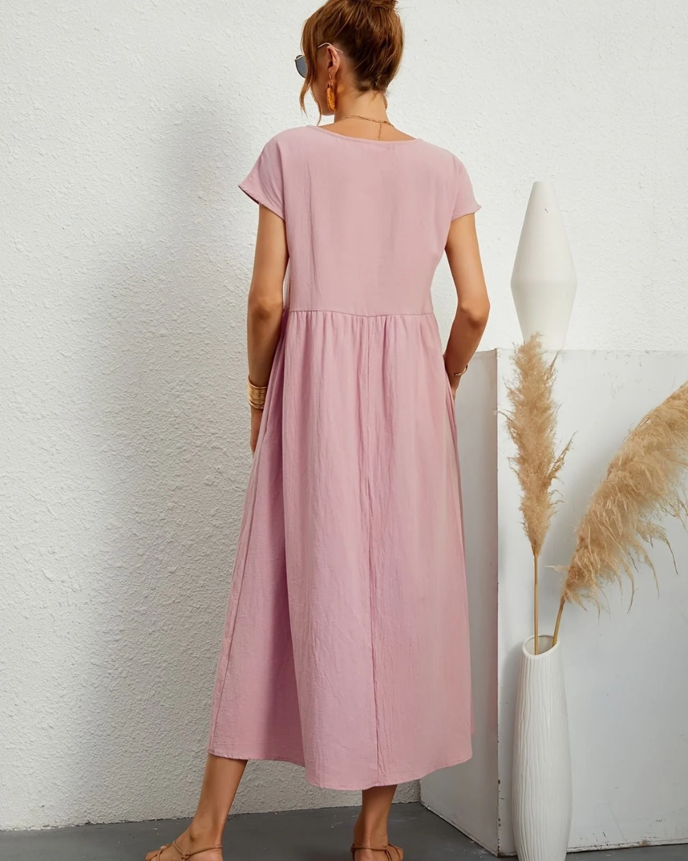 Elegantes Damenkleid