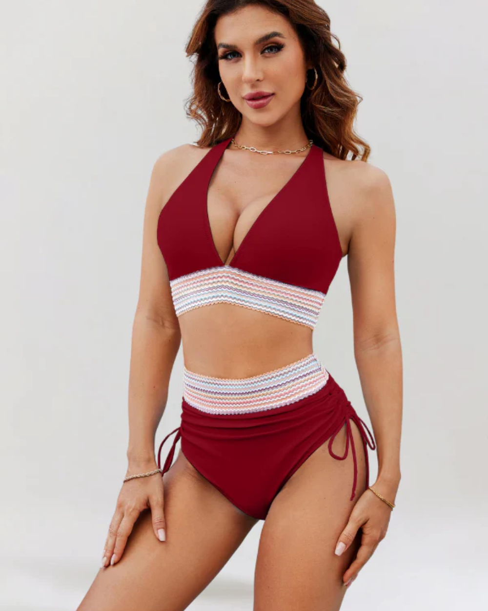 Bauchbedeckter Bikini