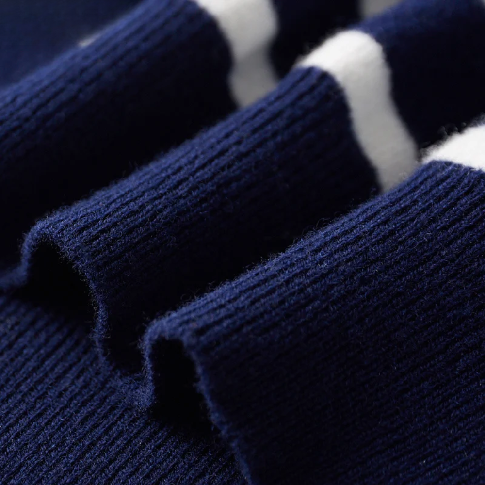 Eleganter gestreifter Wollpullover