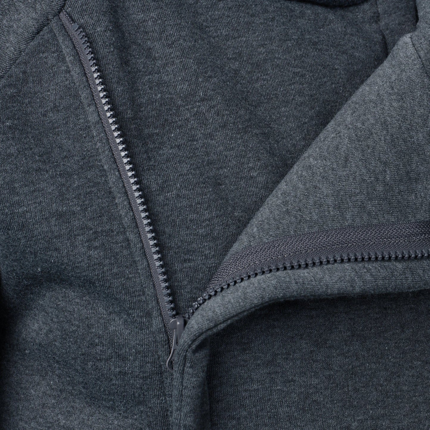 Eleganter Zip-Hoodie