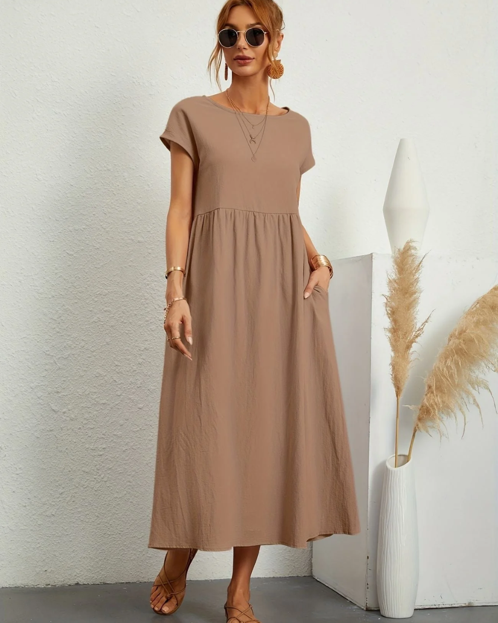 Elegantes Damenkleid