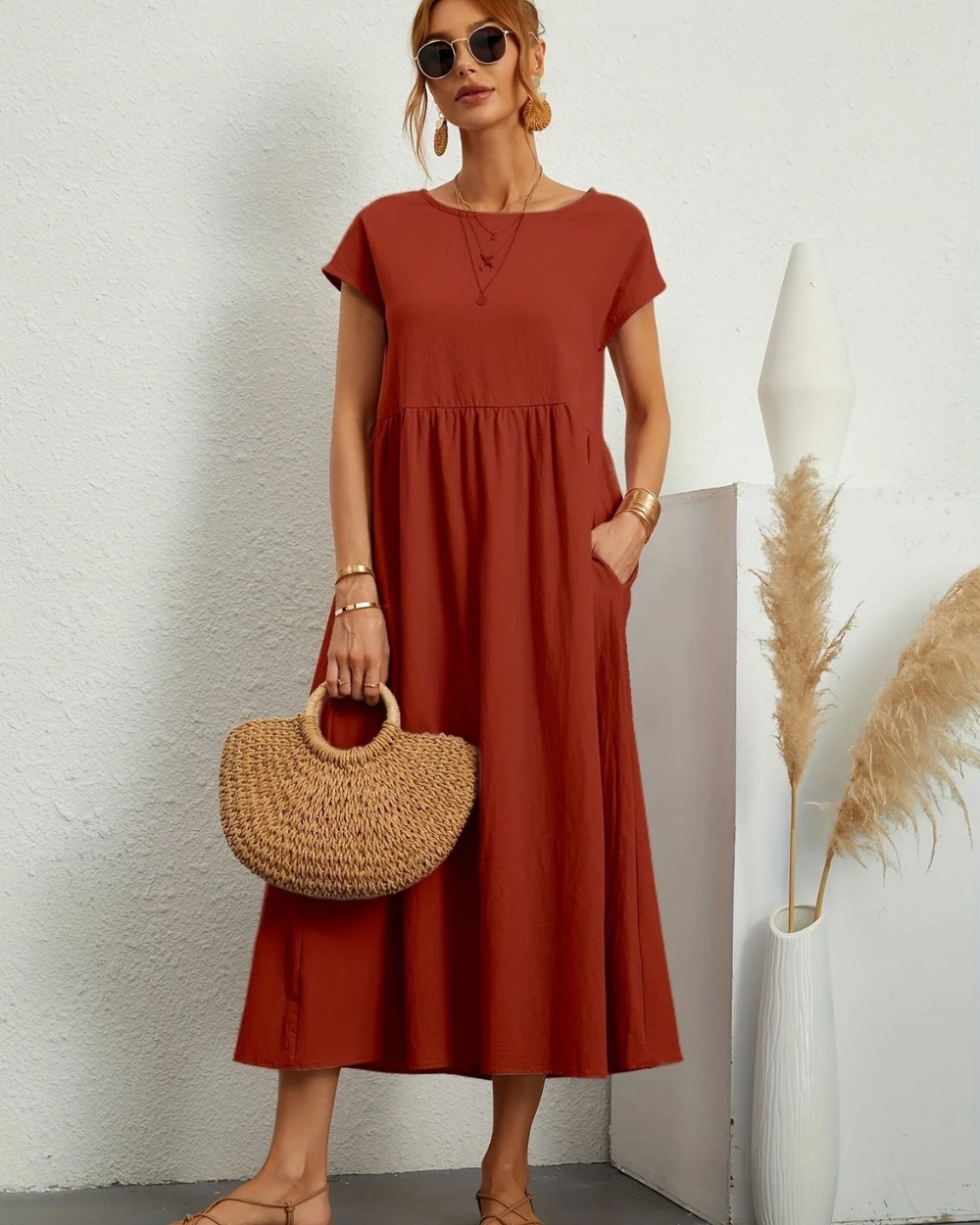 Elegantes Damenkleid