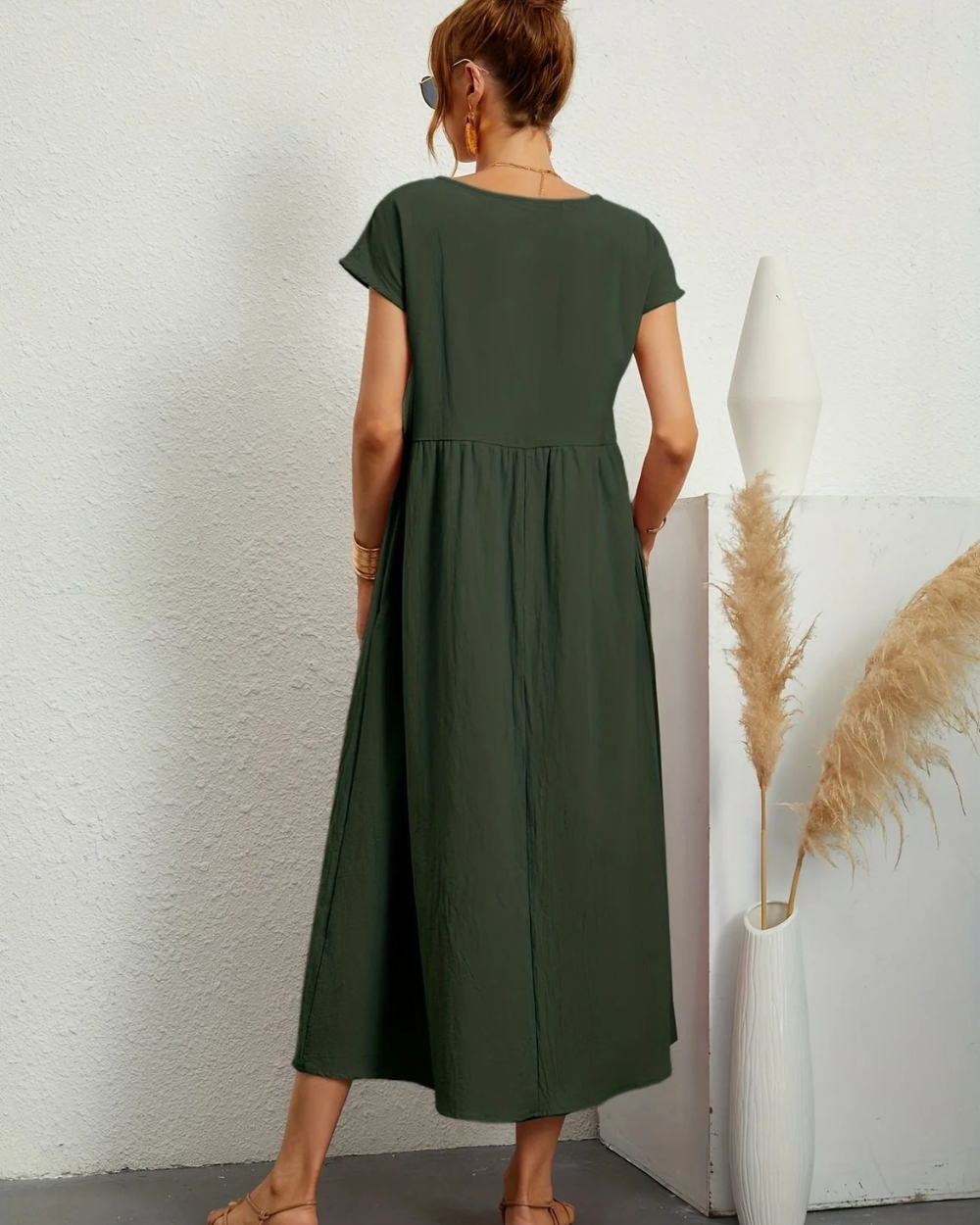Elegantes Damenkleid