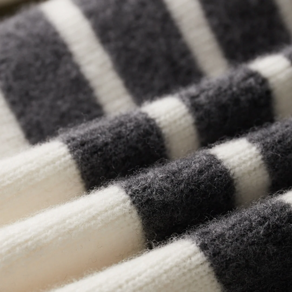 Arezzo Kapuzenpullover aus Merinowolle