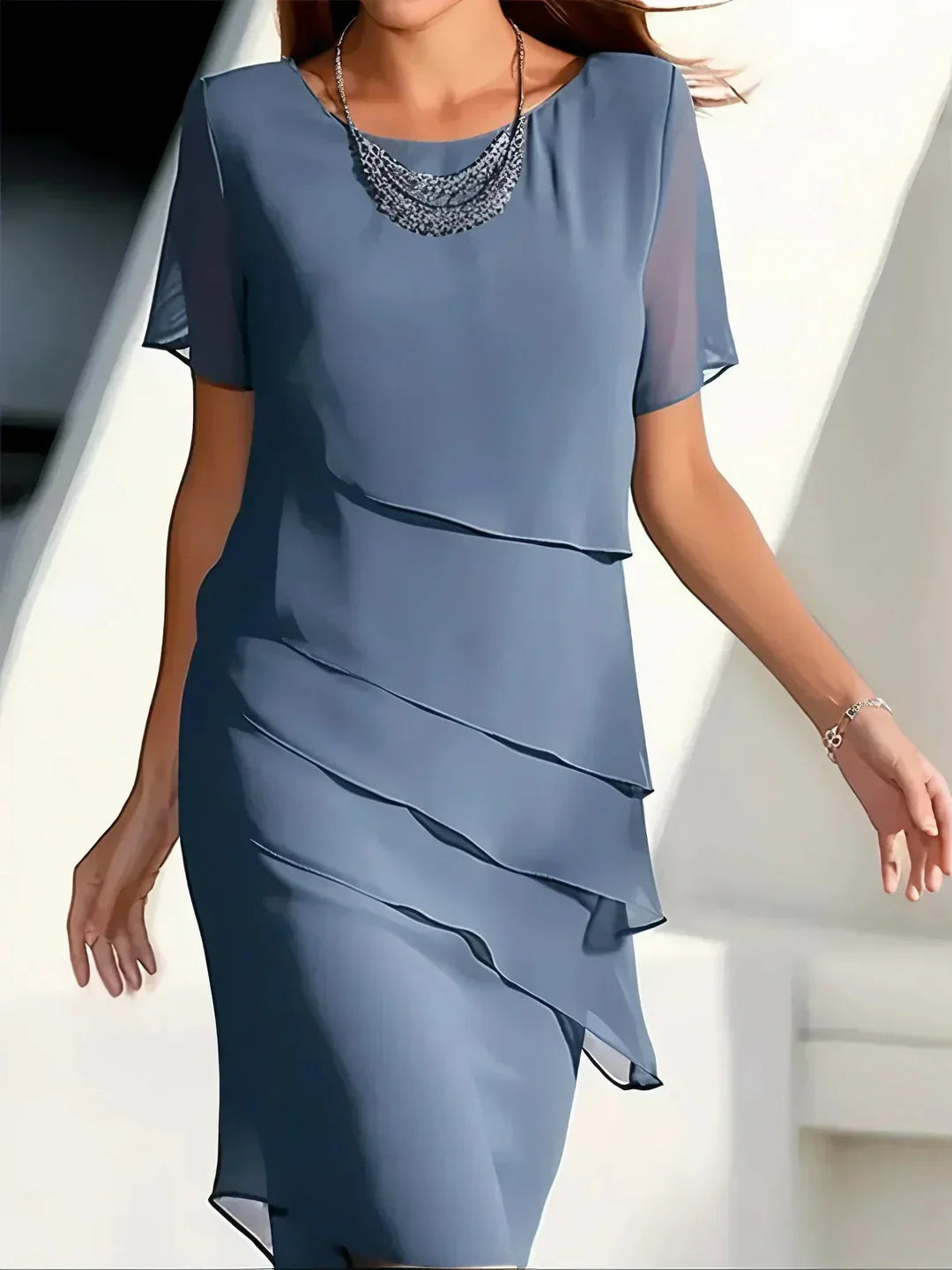 Elegantes Damenkleid