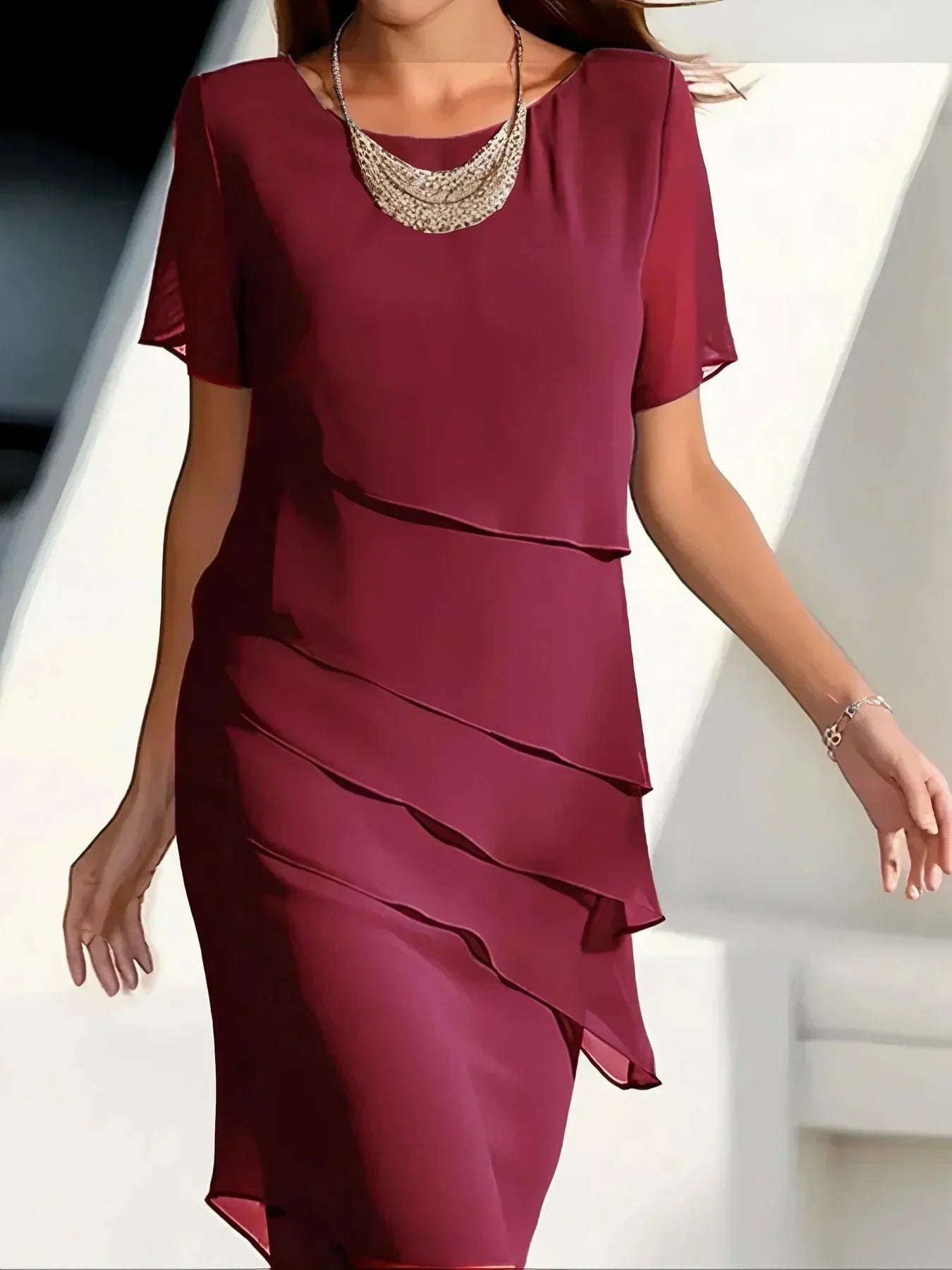 Elegantes Damenkleid