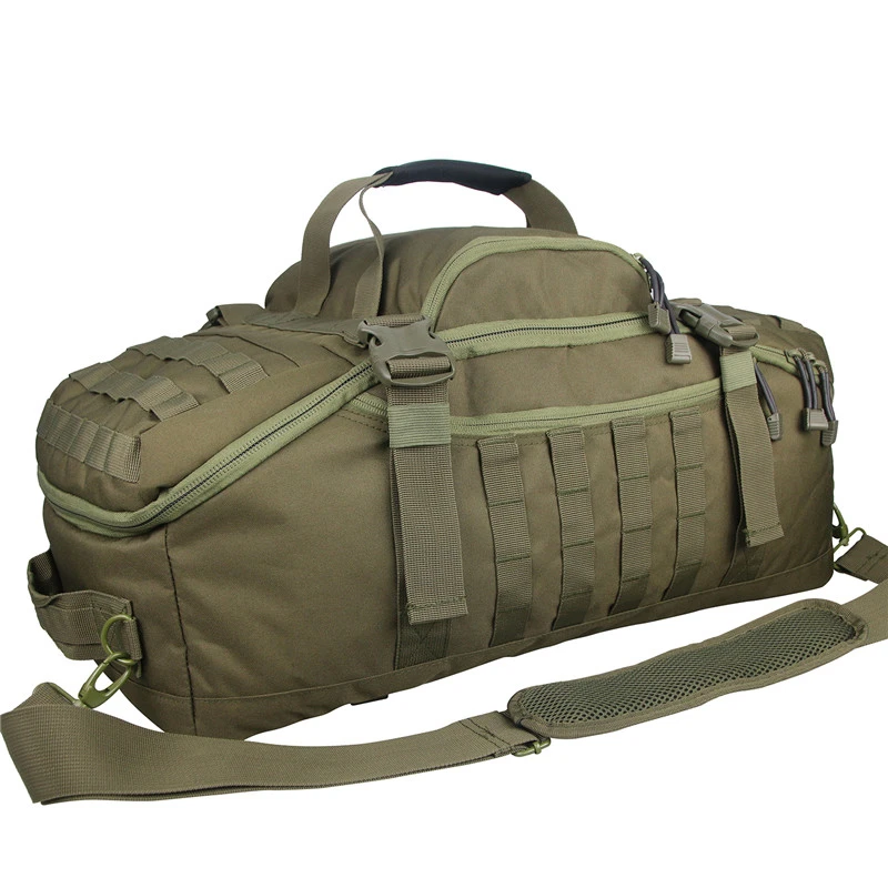 Reisetasche im Militärstil
