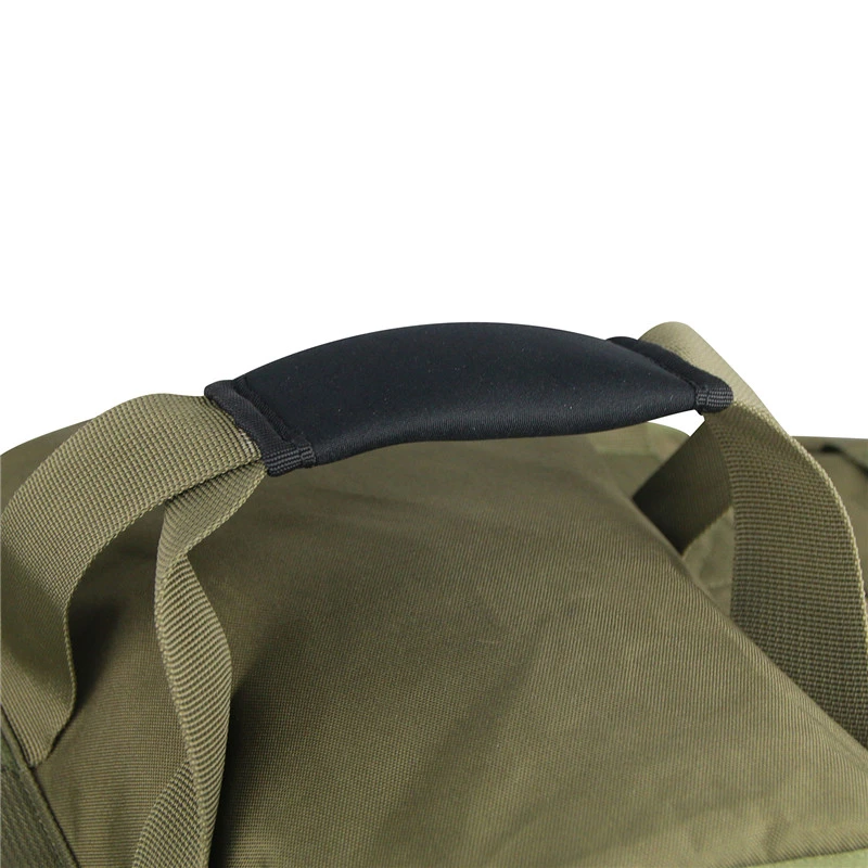 Reisetasche im Militärstil
