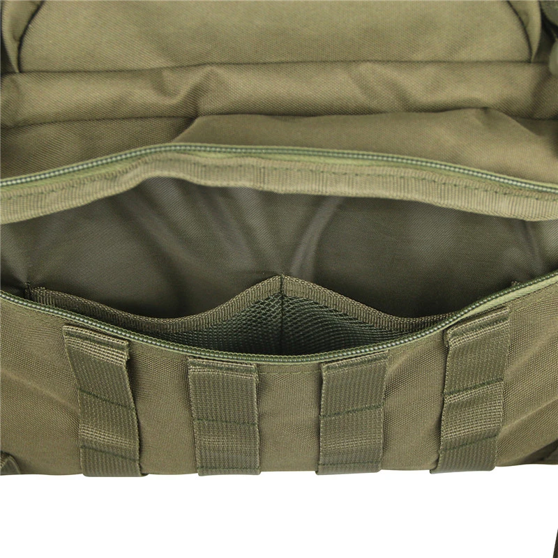 Reisetasche im Militärstil