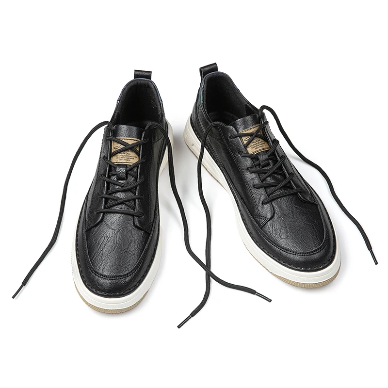 Klassische Leder-Sneakers