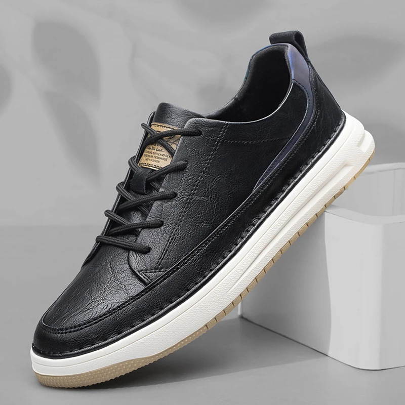 Klassische Leder-Sneakers