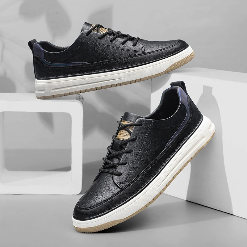 Klassische Leder-Sneakers