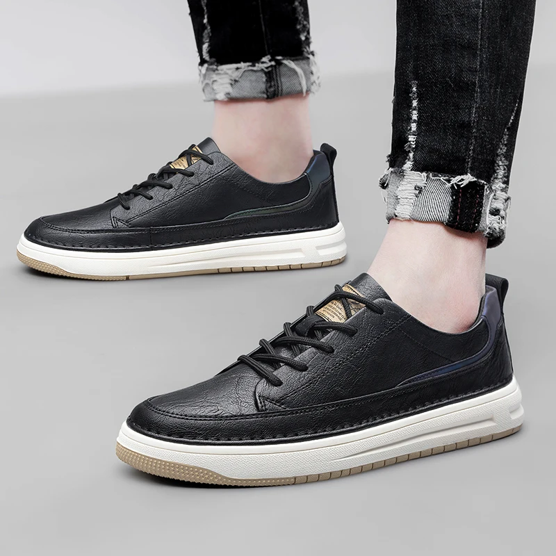 Klassische Leder-Sneakers
