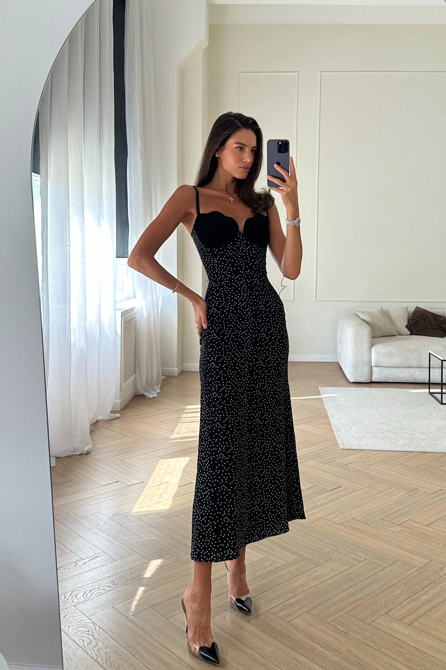Schickes Frauenkleid