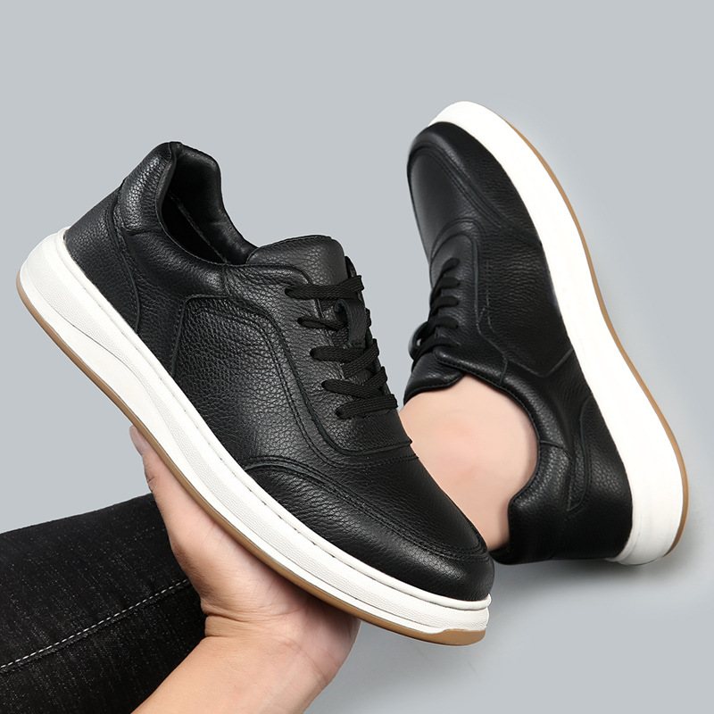 Turnschuhe aus Leder