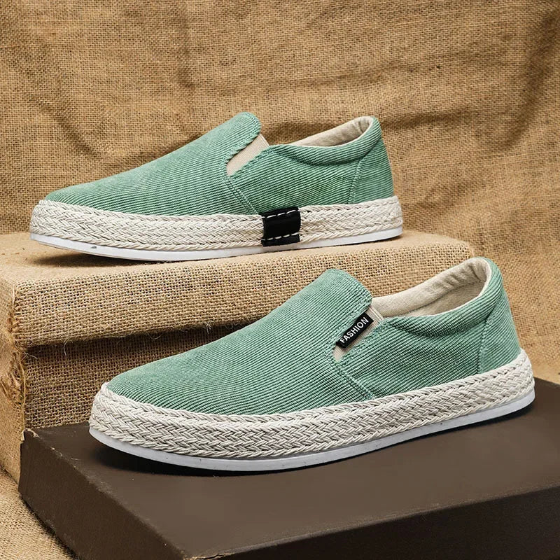 Elegante Canvas-Schuhe zum Hineinschlüpfen