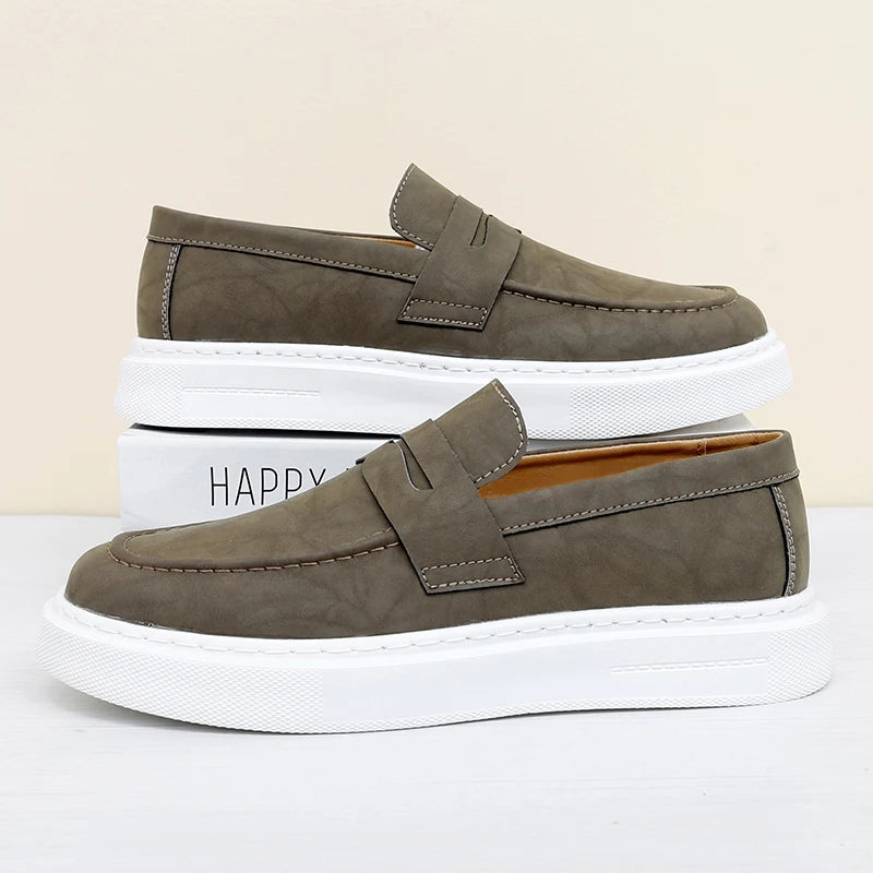 Schicke Leder-Slipper