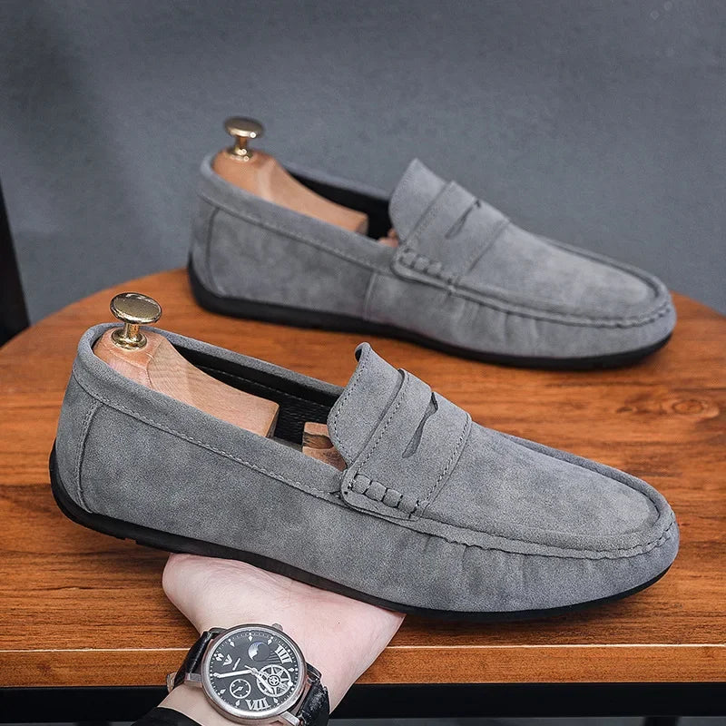 Leichte Herren Loafers aus Wildleder