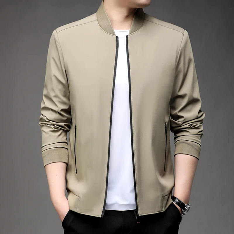 Lässige Baseball-Jacke