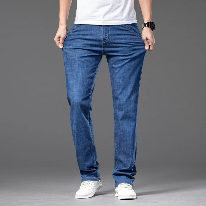 Lässige gerade Denim-Jeans