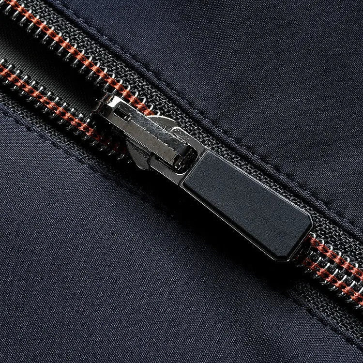 Elegante Jacke mit Reißverschluss