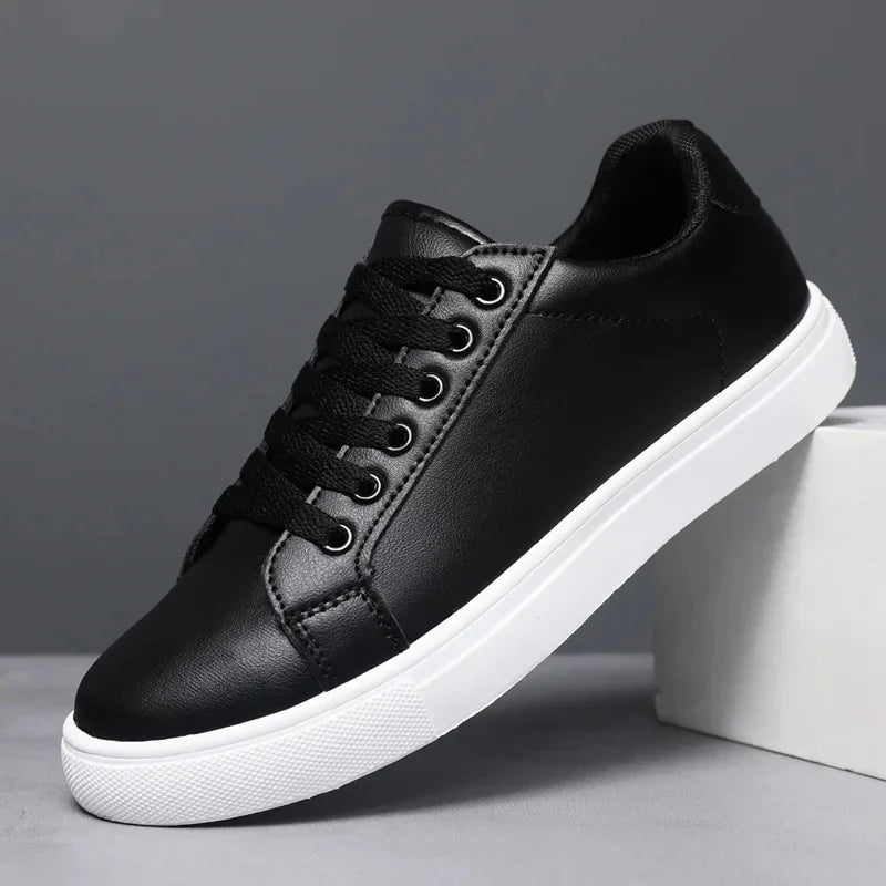 Elegante Leder-Sneaker