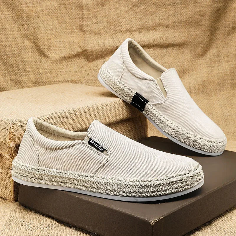 Atmungsaktive Slip-On-Leinwandschuhe