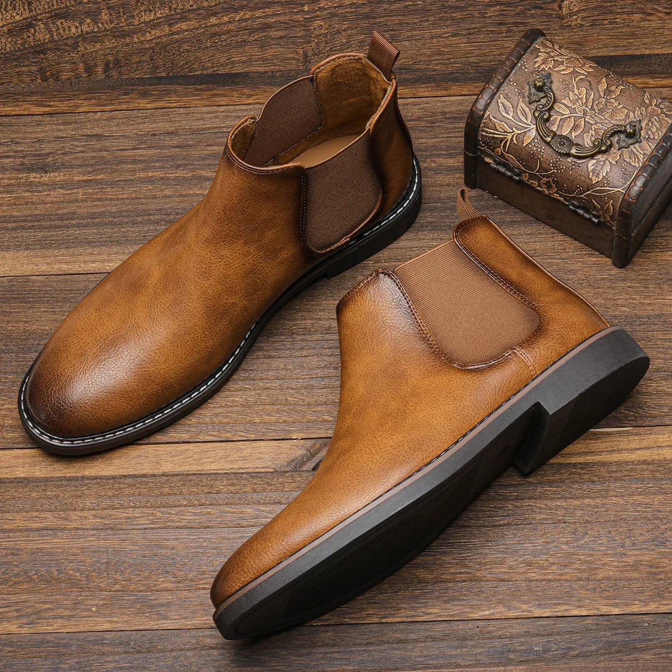 Chelsea-Stiefel aus Zedernholz