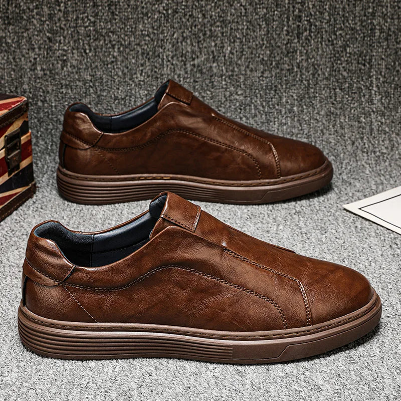 Klassische Leder-Slipper