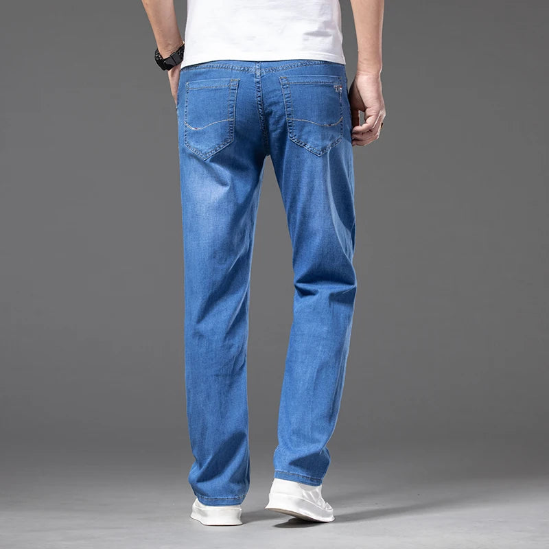 Lässige gerade Denim-Jeans