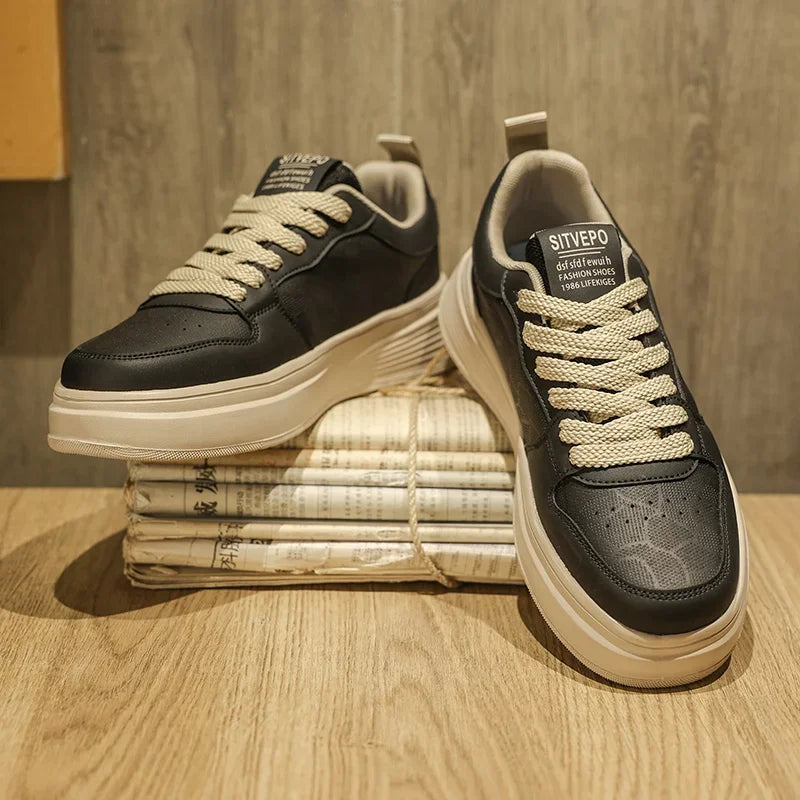 Elegante Leder-Sneaker