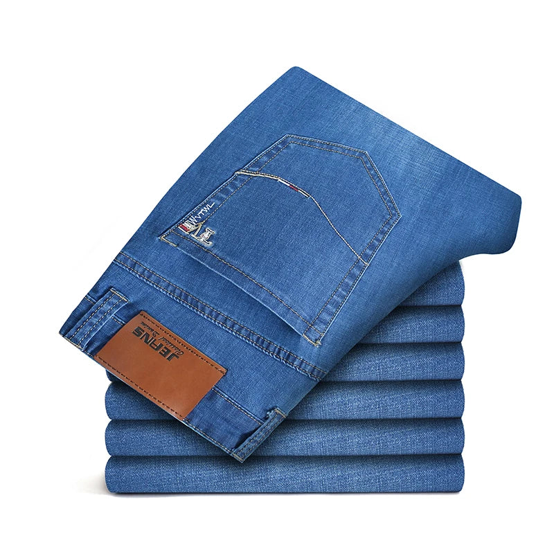 Lässige gerade Denim-Jeans