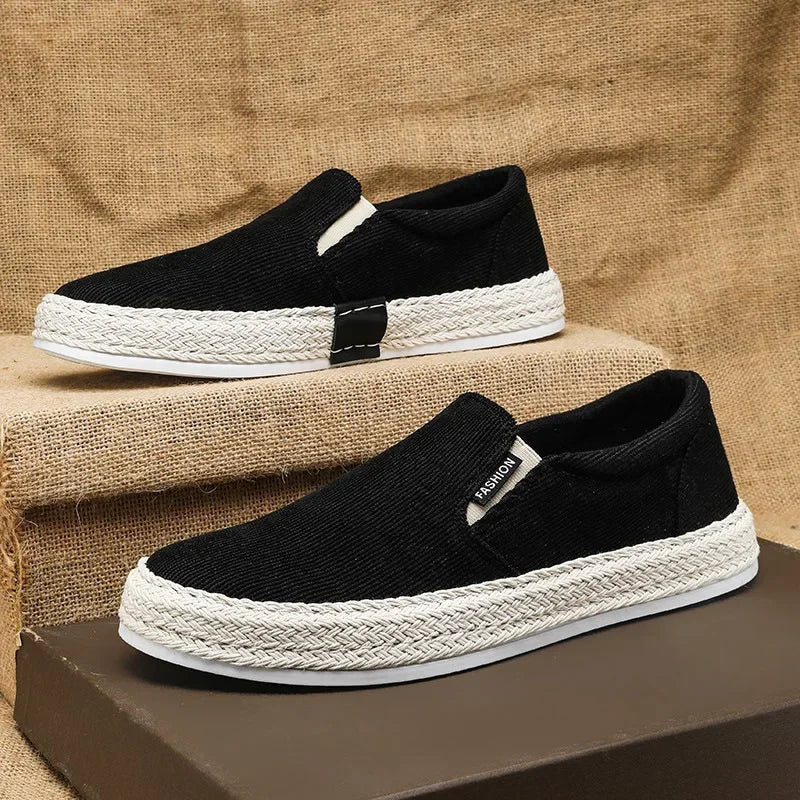 Atmungsaktive Slip-On-Leinwandschuhe