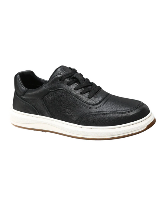 Turnschuhe aus Leder