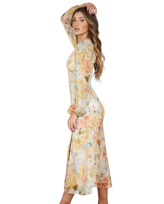 Langes Frauenkleid