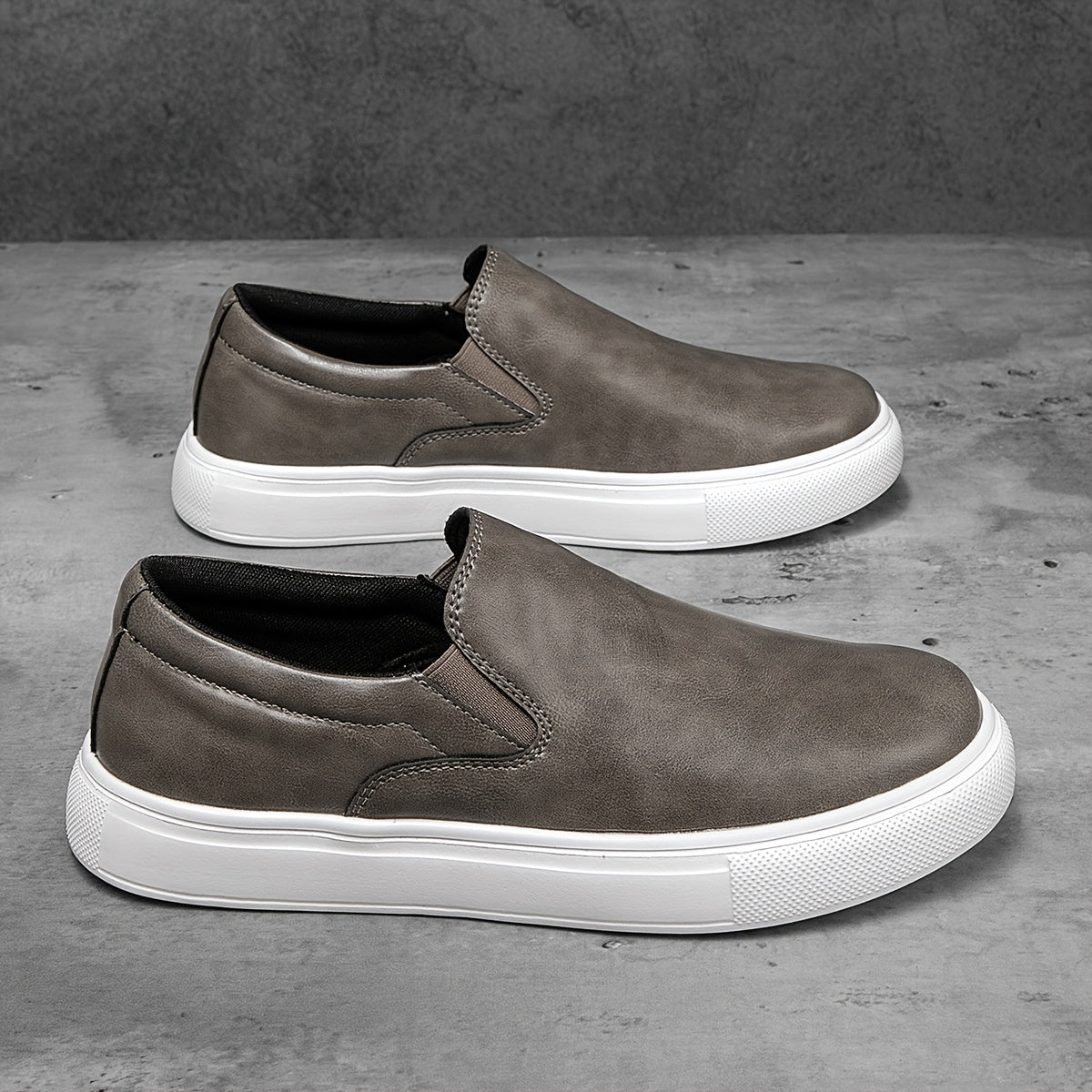 Lässige Slipper aus Leder