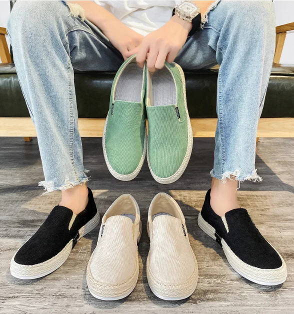Atmungsaktive Slip-On-Leinwandschuhe