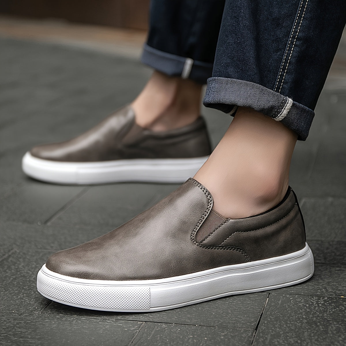 Lässige Slipper aus Leder