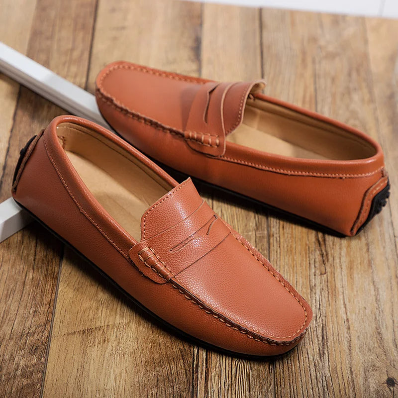 Lässige Sommer-Loafer aus Leder