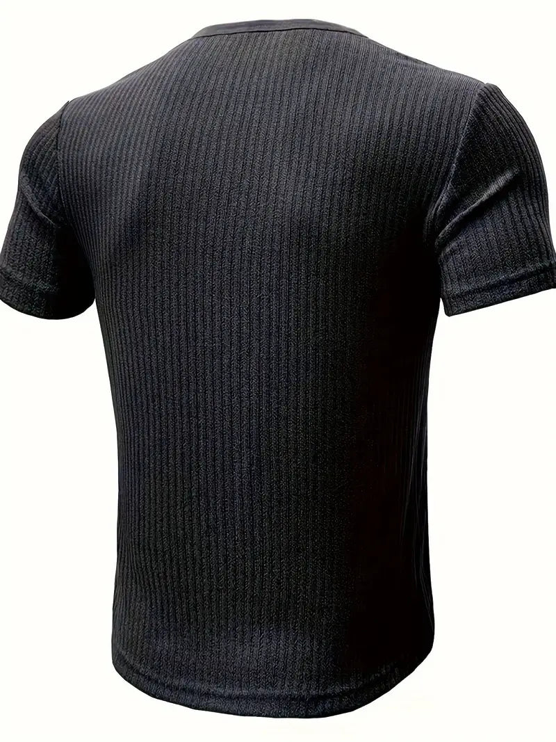 Elegant gemustertes T-Shirt