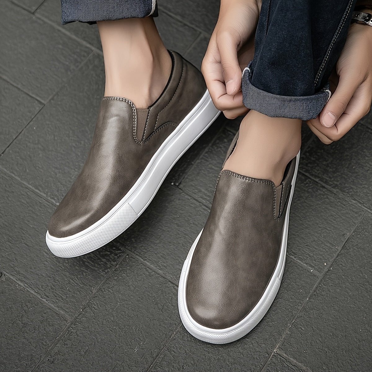 Lässige Slipper aus Leder