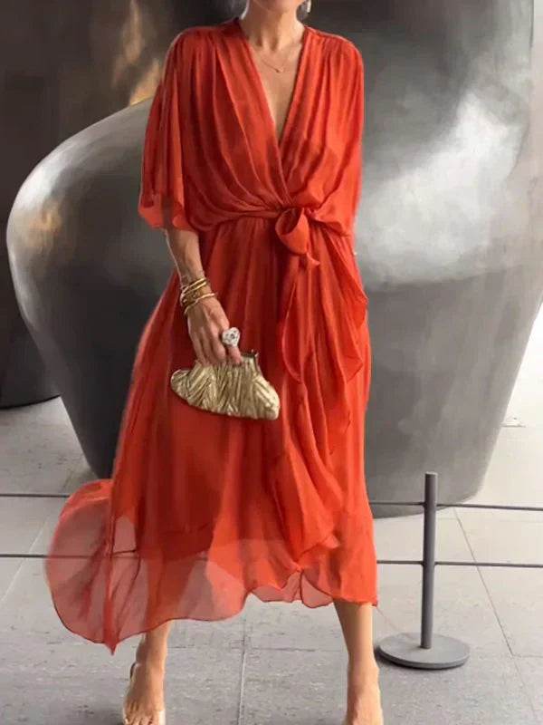 Seidenchiffonkleid mit V-Ausschnitt