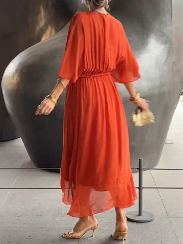Seidenchiffonkleid mit V-Ausschnitt