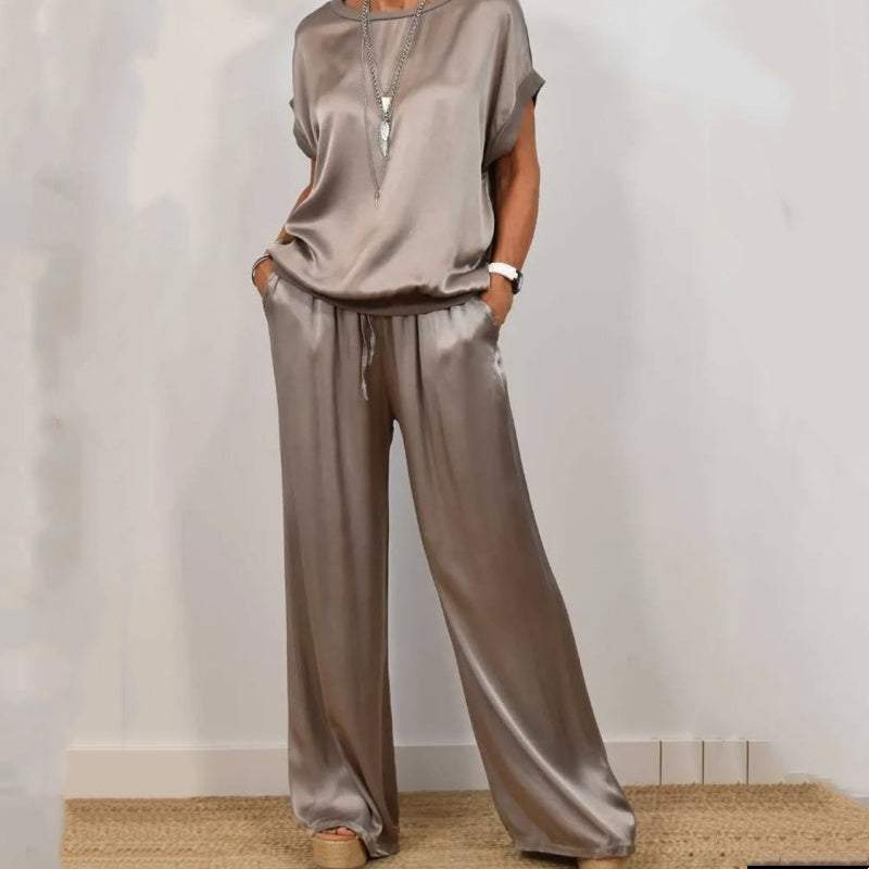 Elegantes Damen-Set