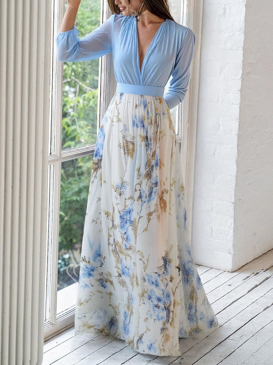Langes geblümtes Kleid